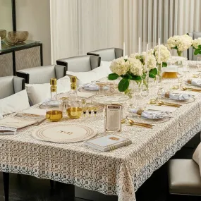 Classic 2.0 Pesach 2024 Tablescape