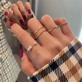 Vintage Aesthetic Golden Finger Ring Set (5 Rings)